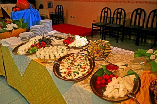 Albergo Ristorante Il Pescatore Villetta Barrea Exterior foto